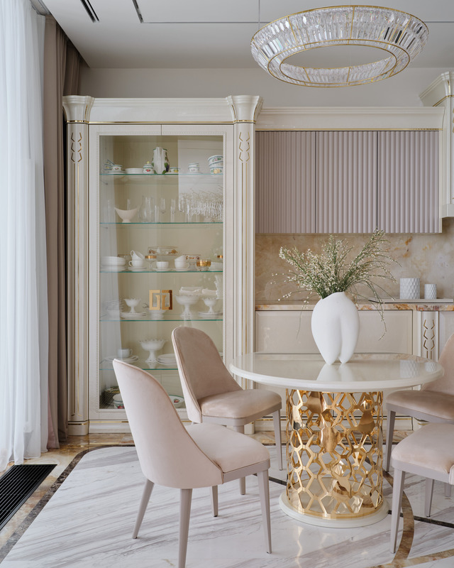 Italian Furniture in a Classic Interior by Antonovich Home