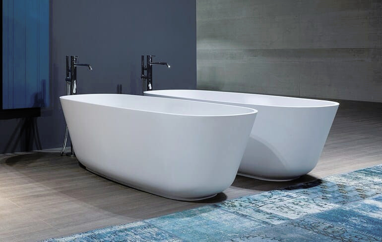 Baia Small Freestanding Bathtub