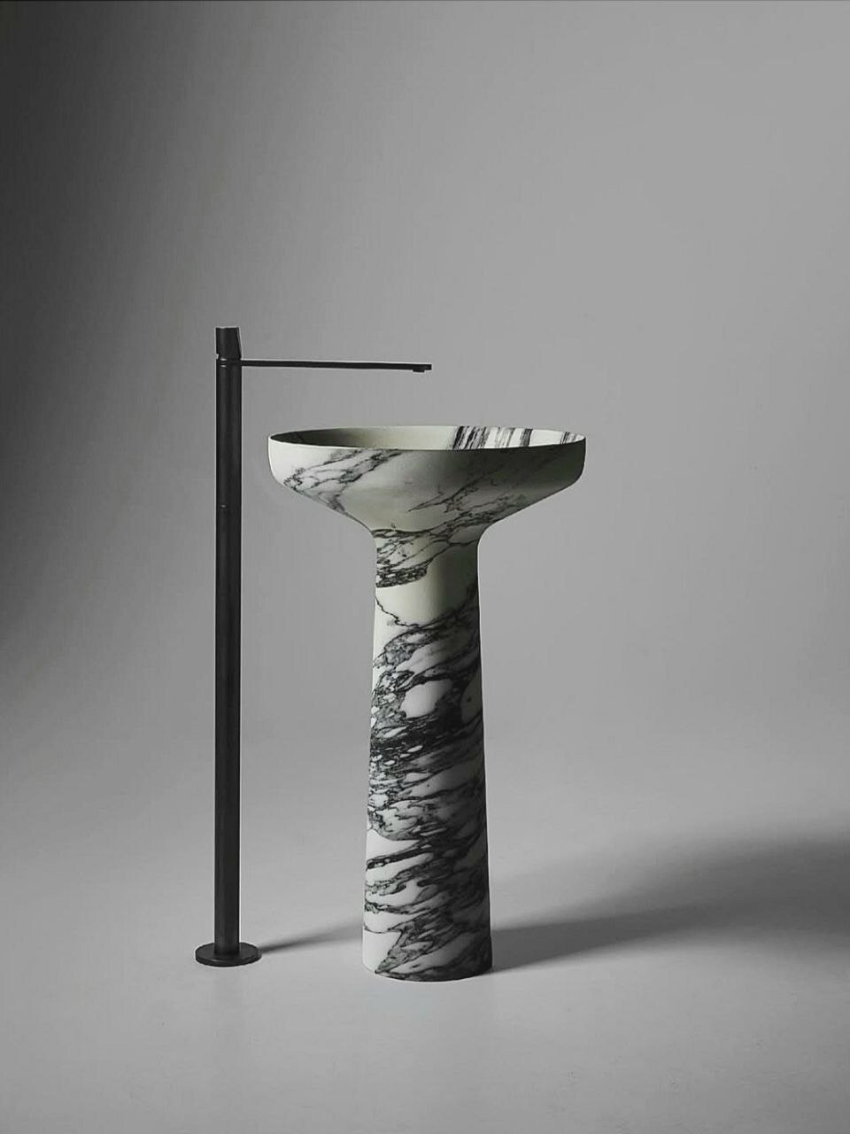 AGO185 Floor Standing Washbasin by Antonio Lupi, view 2