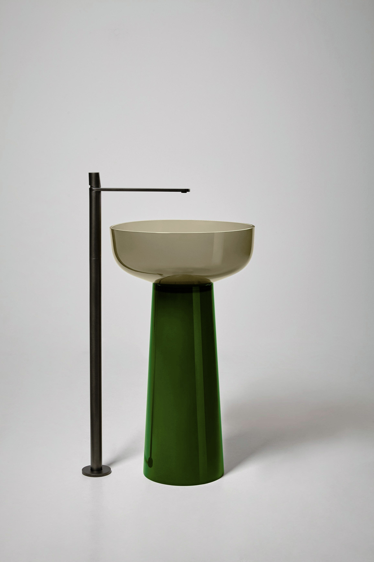 Albume10 + Albume20 Freestanding Washbasin, view 24