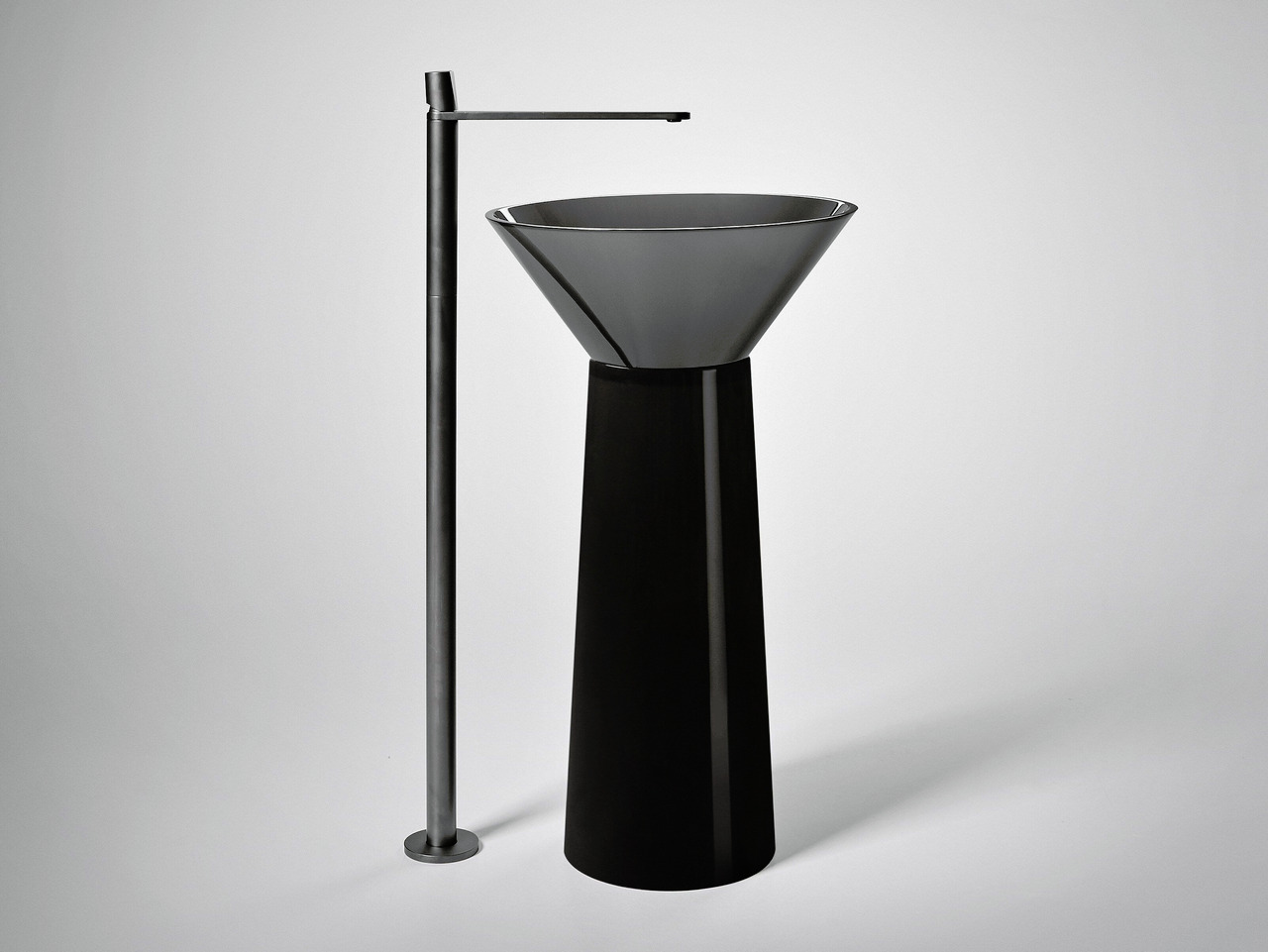 Albume Floor-Mount Washbasin by Antonio Lupi