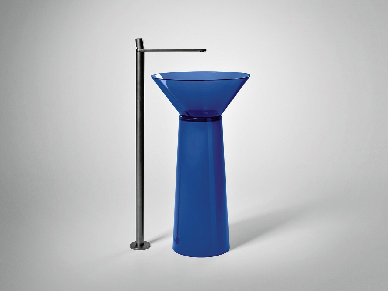 Albume Floor-Mount Washbasin by Antonio Lupi, view 2