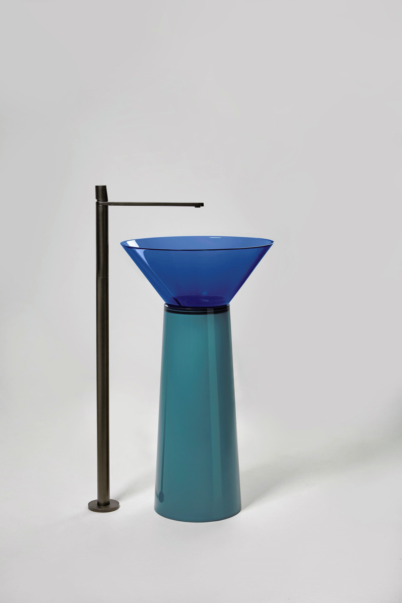 Albume Floor-Mount Washbasin by Antonio Lupi, view 25