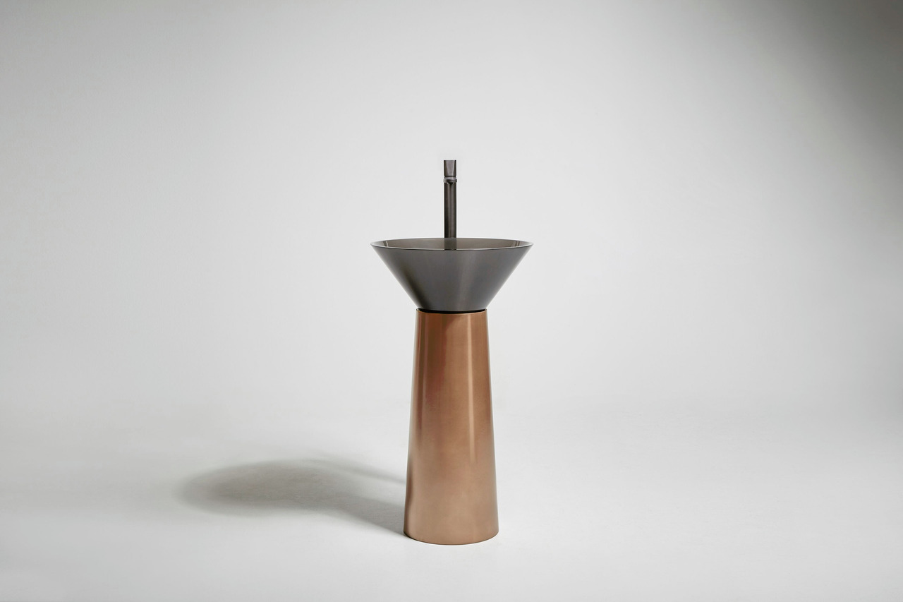 Albume Floor-Mount Washbasin by Antonio Lupi, view 9