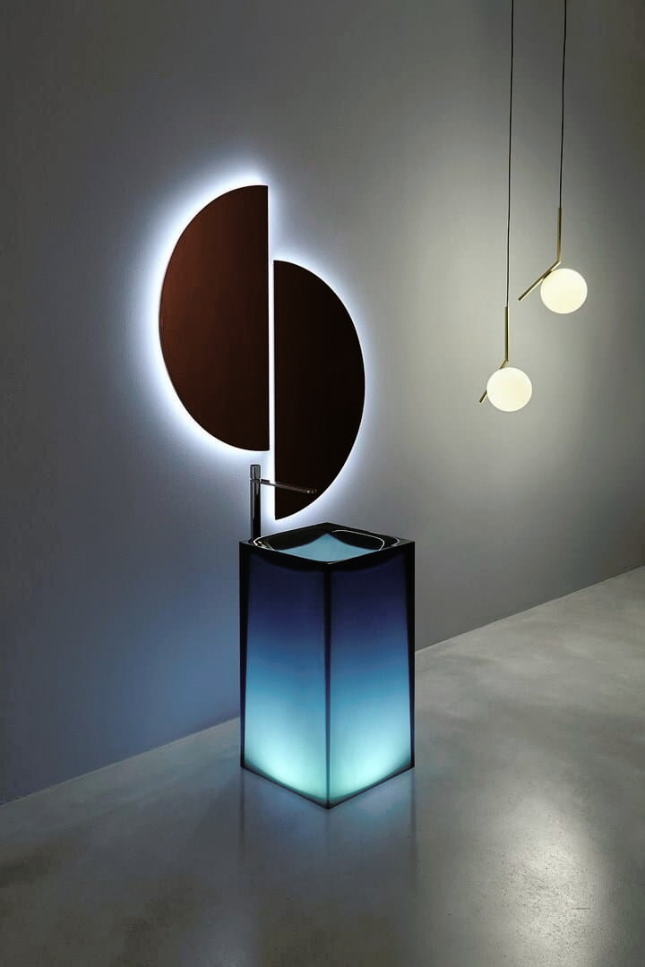 Aura, view 3