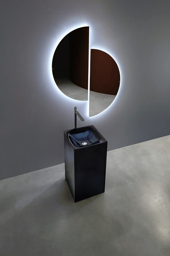 Aura, view 6
