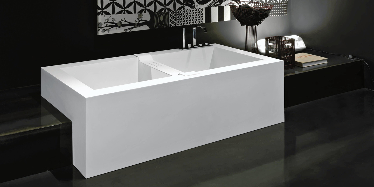 Biblio Freestanding and Built-In Bath, view 15