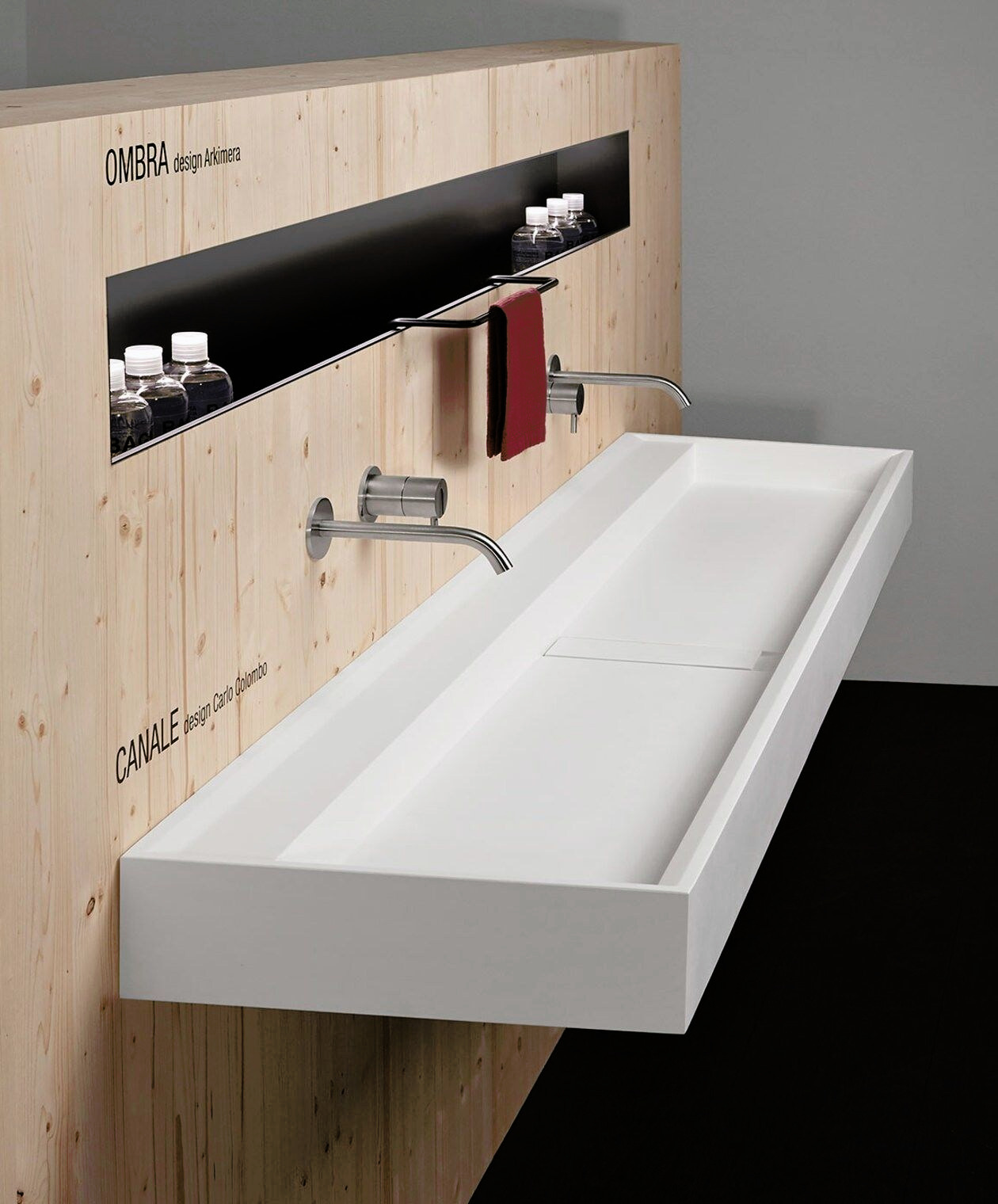 CANALE Wall-Mounted Basin, view 2