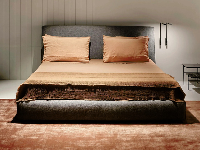 Charlie Bed