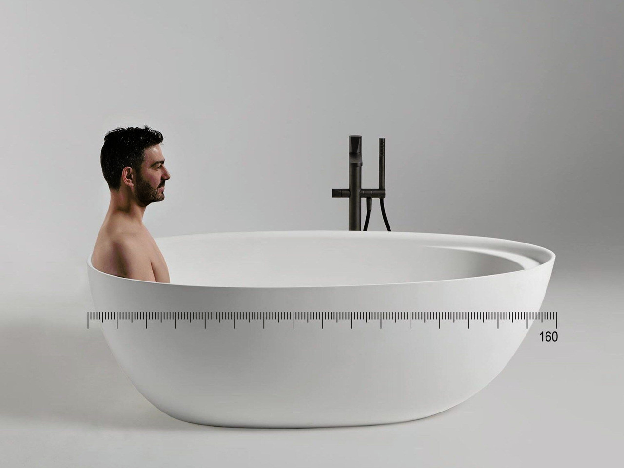 Eclipse Small Freestanding Bath by Antonio Lupi, view 2