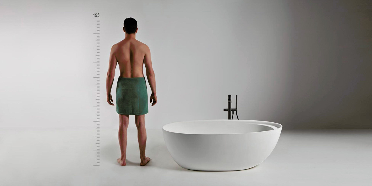 Eclipse Small Freestanding Bath by Antonio Lupi, view 3