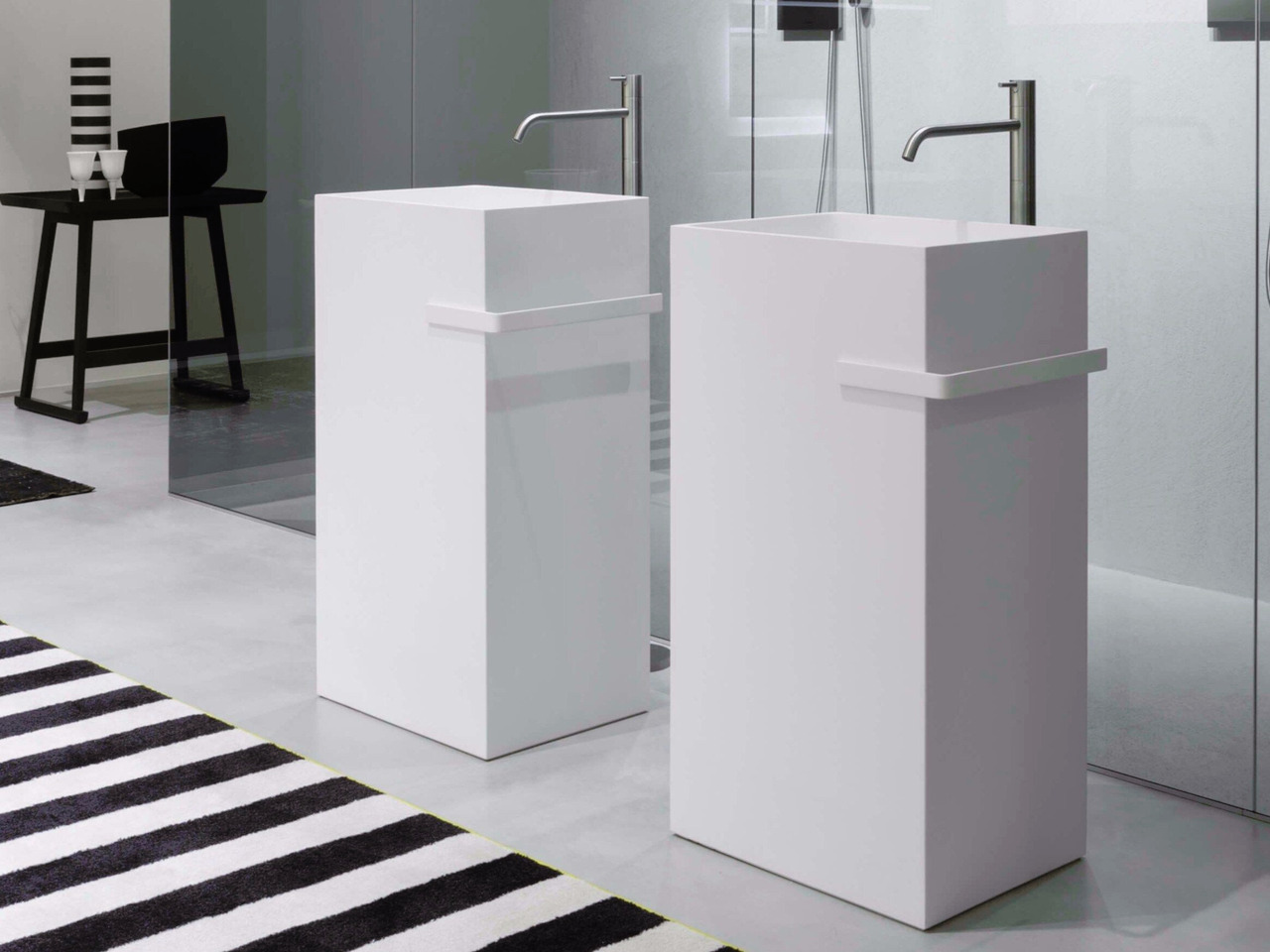 Fusto Colormood Freestanding Washbasin
