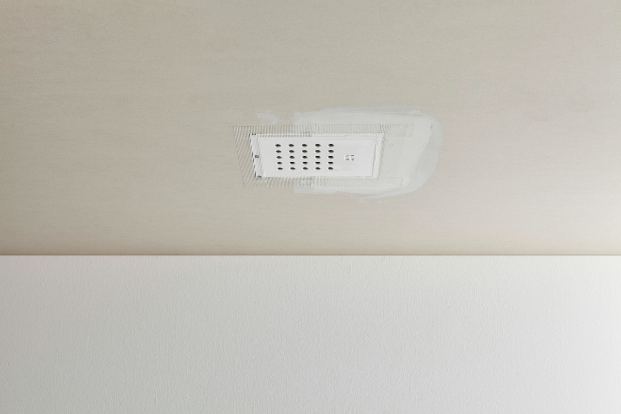 Ghost Built-In Ceiling Shower, view 12