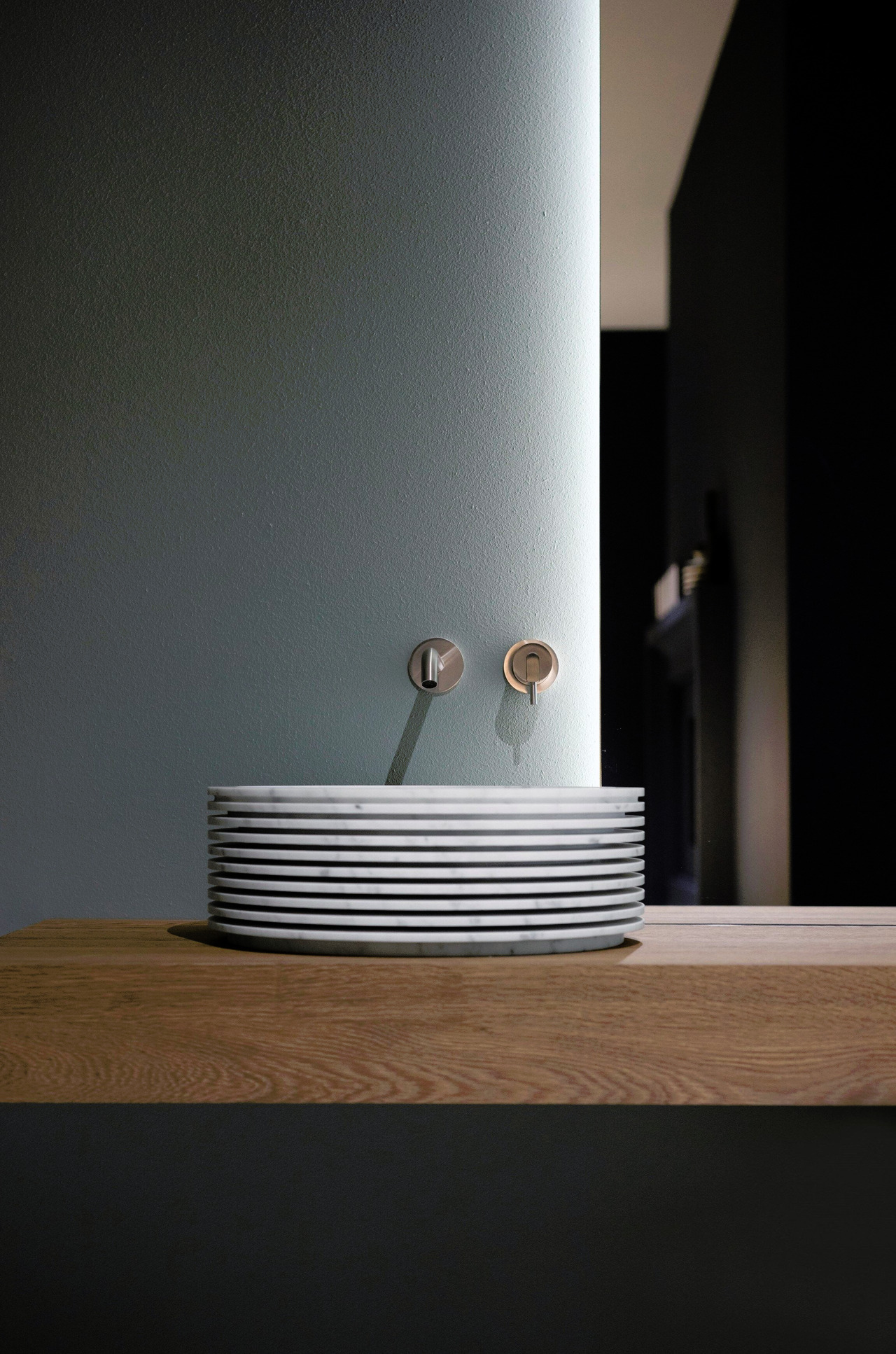 Introverso45 Marble Basin, view 2