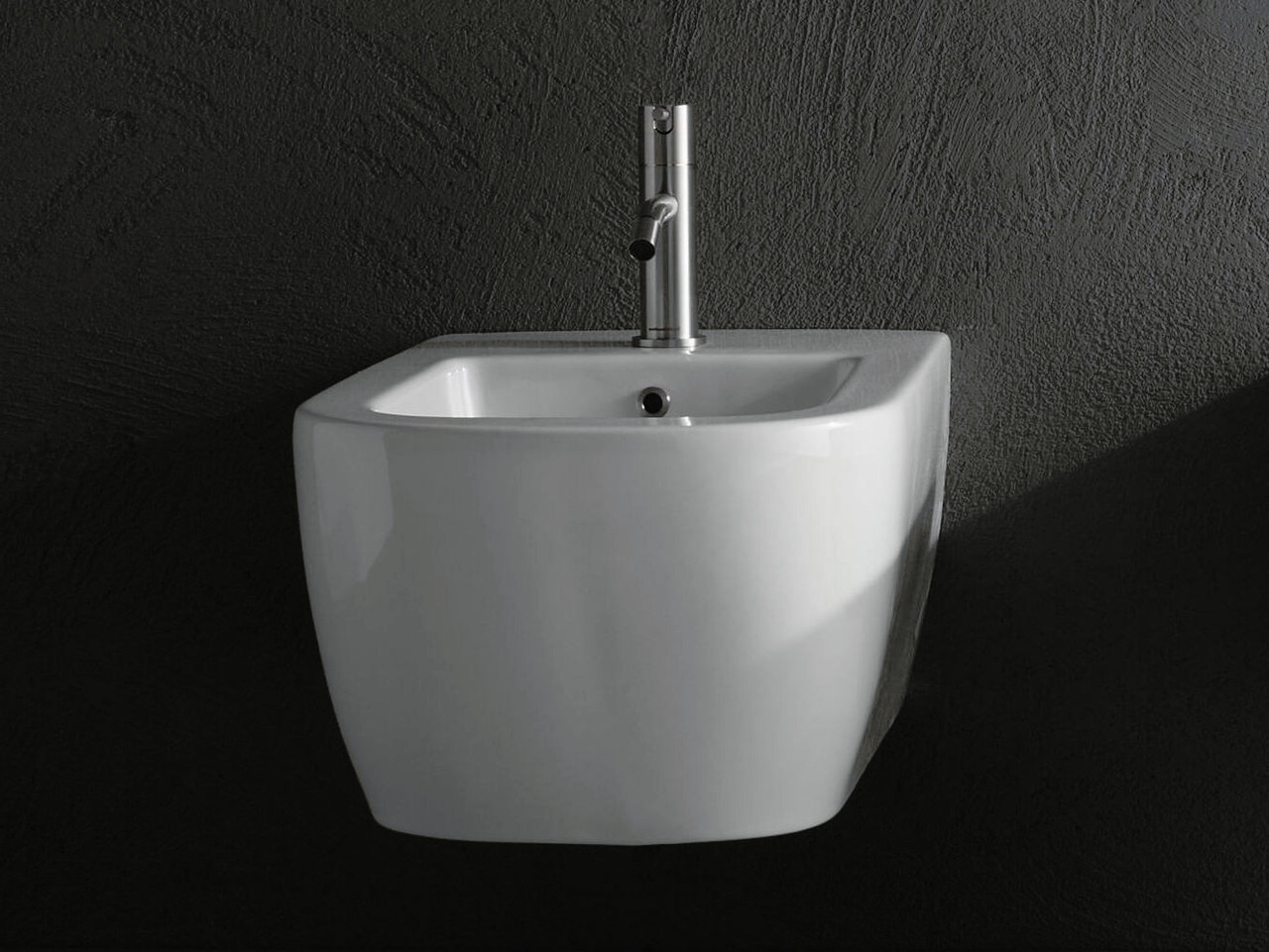 Komodo Wall-Hung Bidet