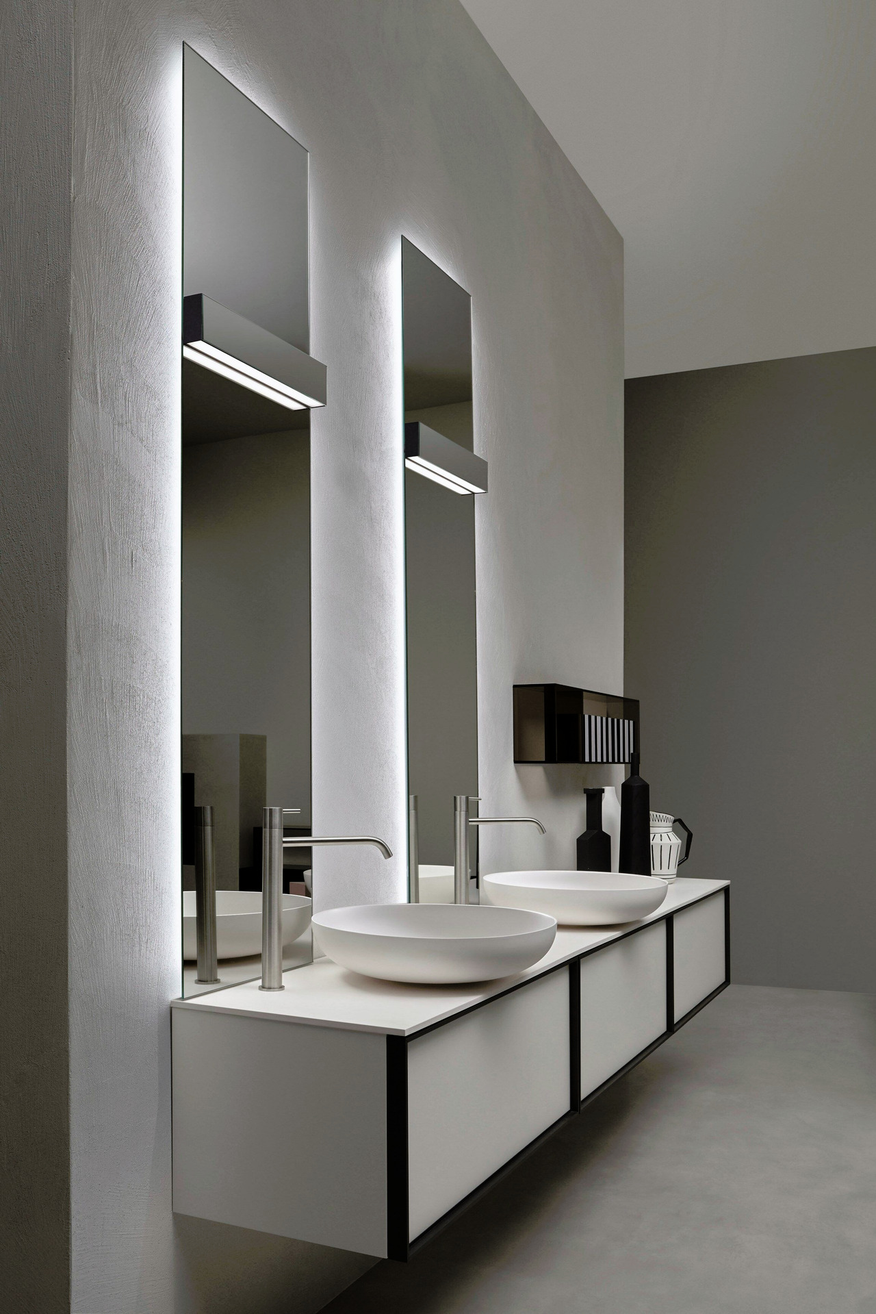 Lucente Wall-Mounted Basin, view 7