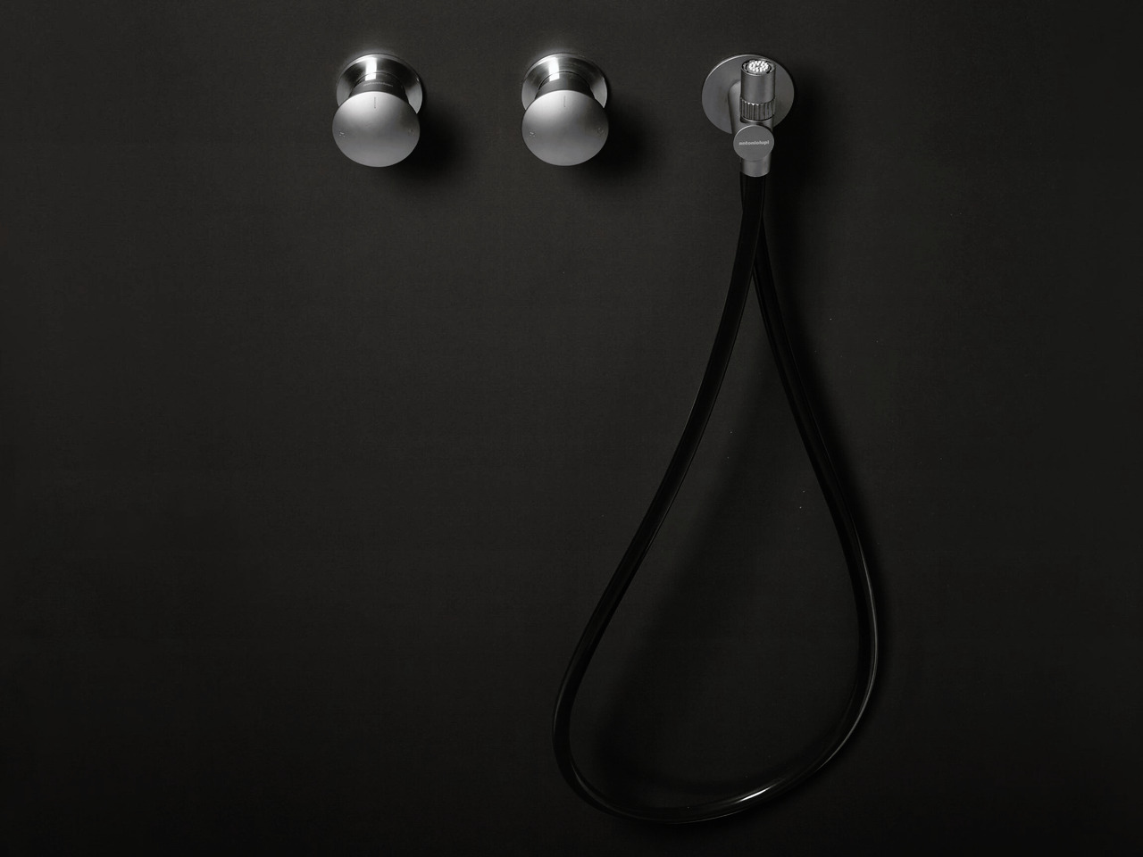 MiniMayDay Shower System