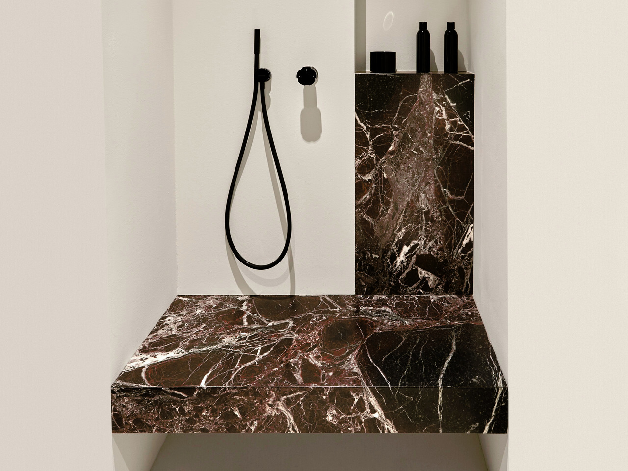 Monoliti Marble Bathroom Bench and Shelf