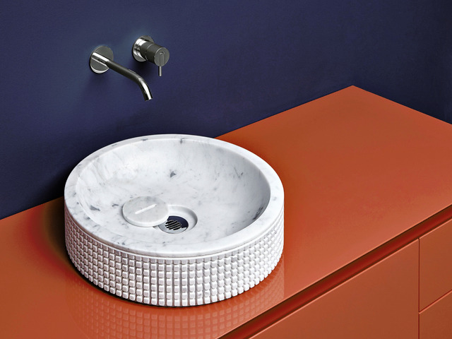 PIXEL45® Carrara Marble Washbasin