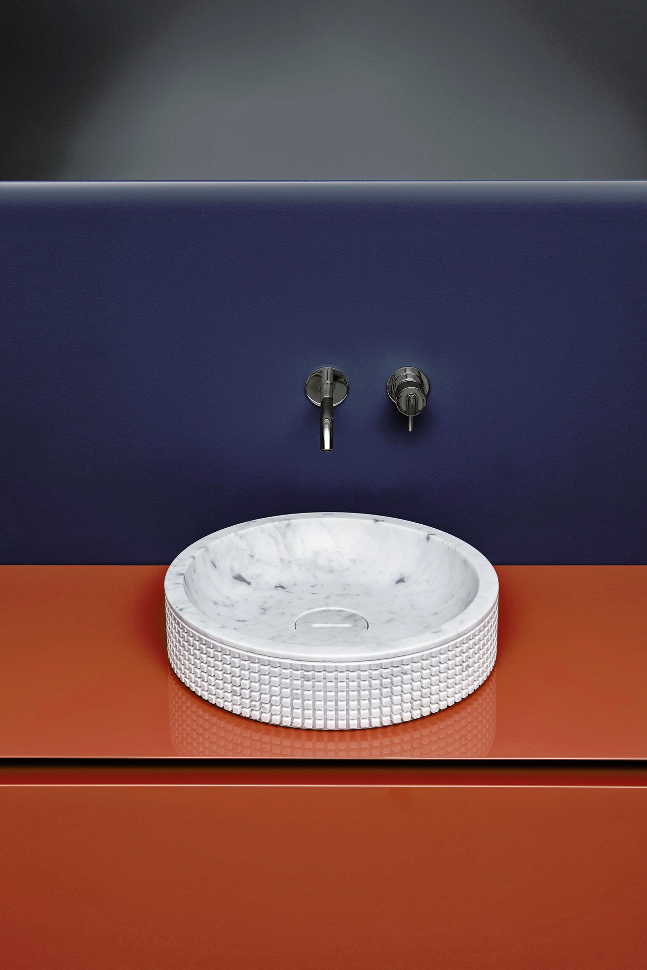 PIXEL45® Carrara Marble Washbasin, view 2