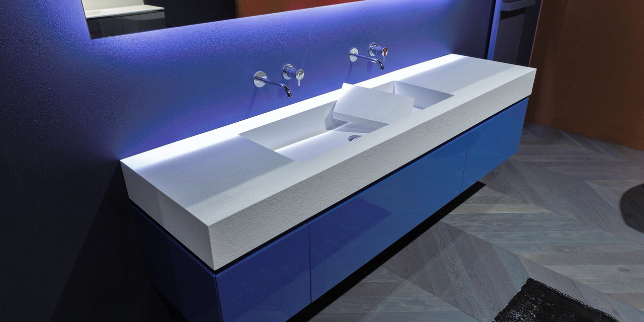 Podio Integrated Countertop Washbasin, view 2
