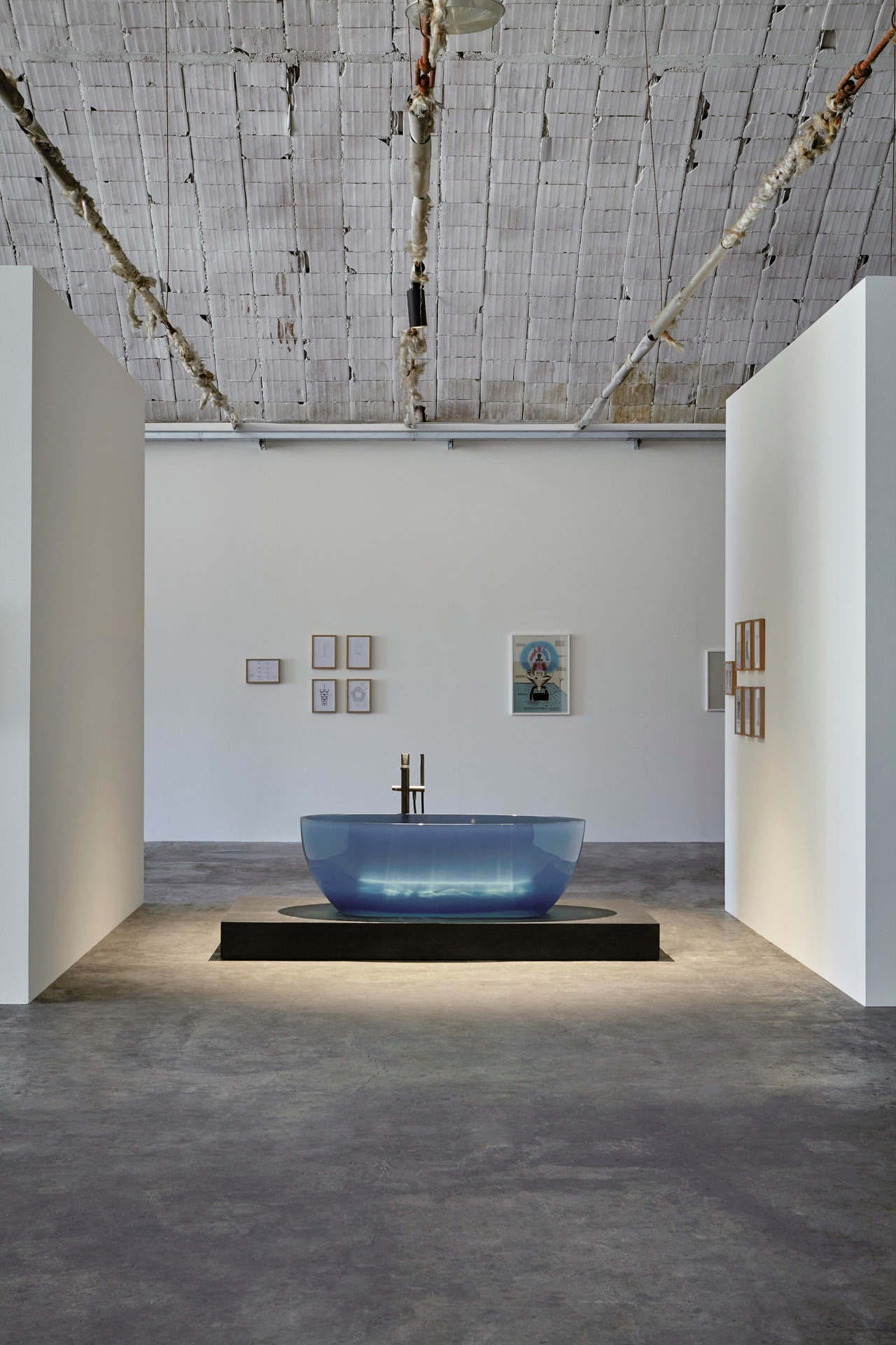 Reflex Cristalmood® Freestanding Bath, view 14