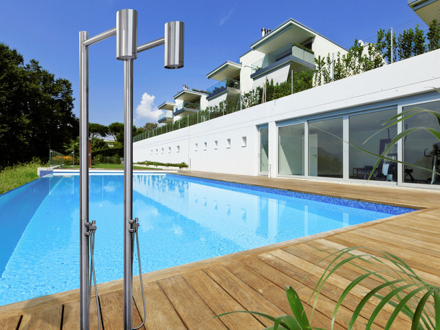 Shawa 2 Freestanding Shower Column