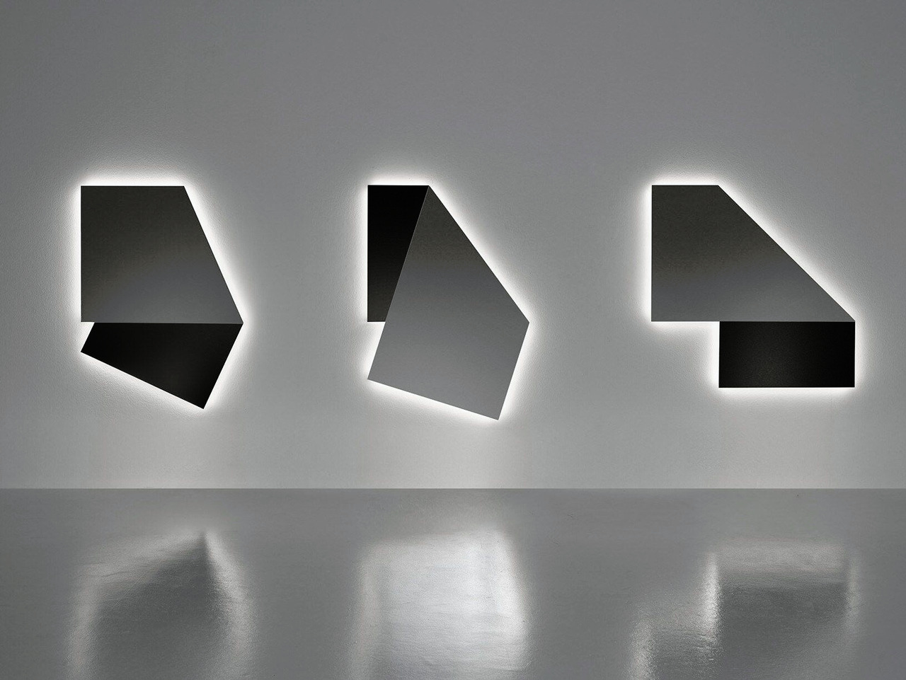 Specchi di Carta Mirrors