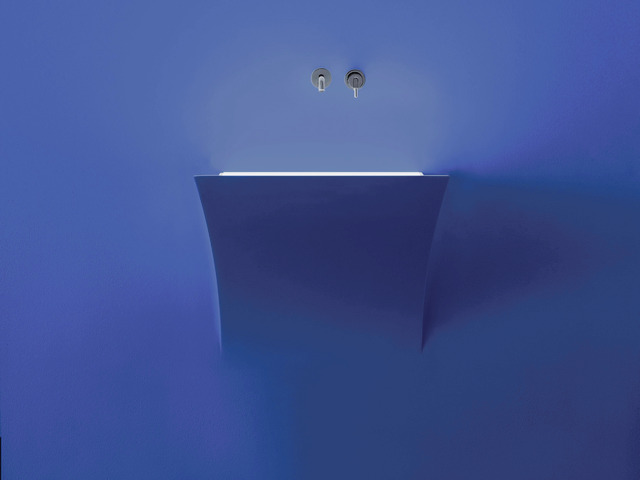 Strappo Corian® Wall-Mounted Washbasin