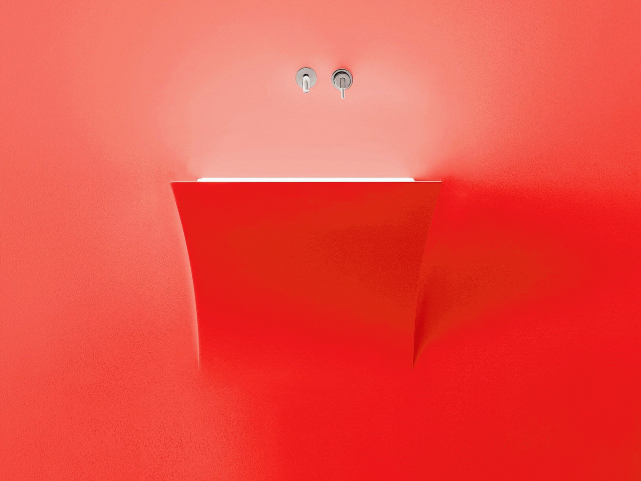 Strappo Corian® Wall-Mounted Washbasin, view 3