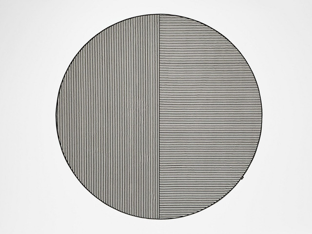 TRAMATO TR821 Round Rug by Antonio Lupi