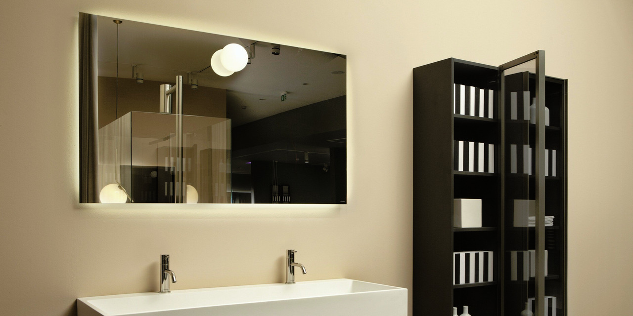 Vario Mirror, view 2