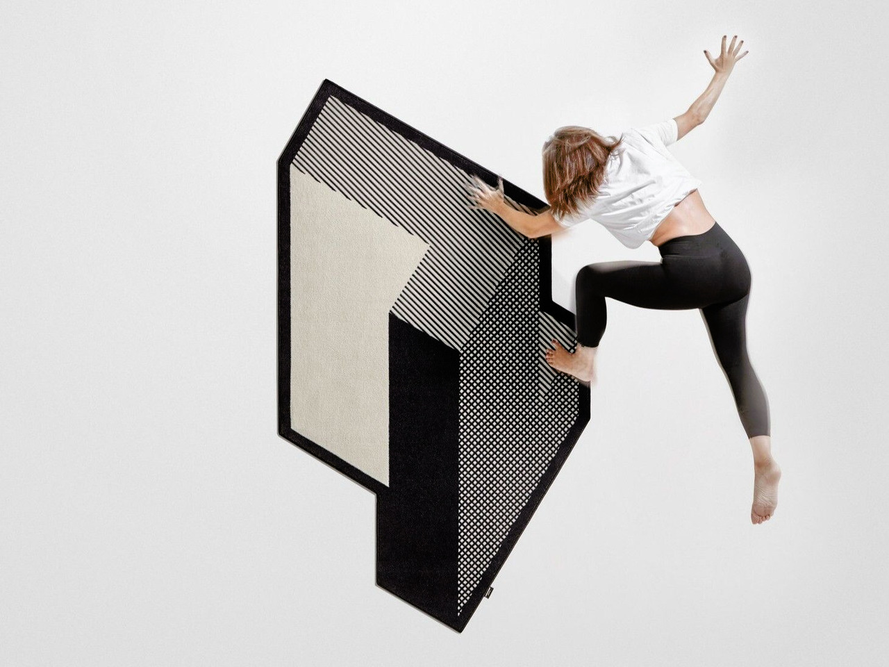 VOLUMI VL662 Rectangular Rug, view 2