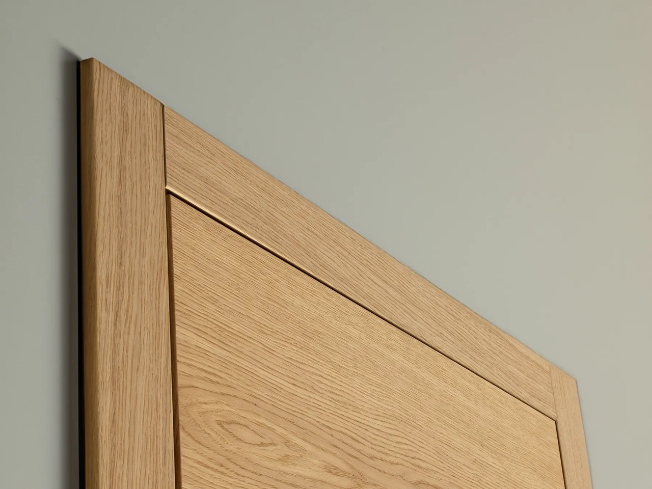 Barausse Swing Doors with a Visible Frame, view 3