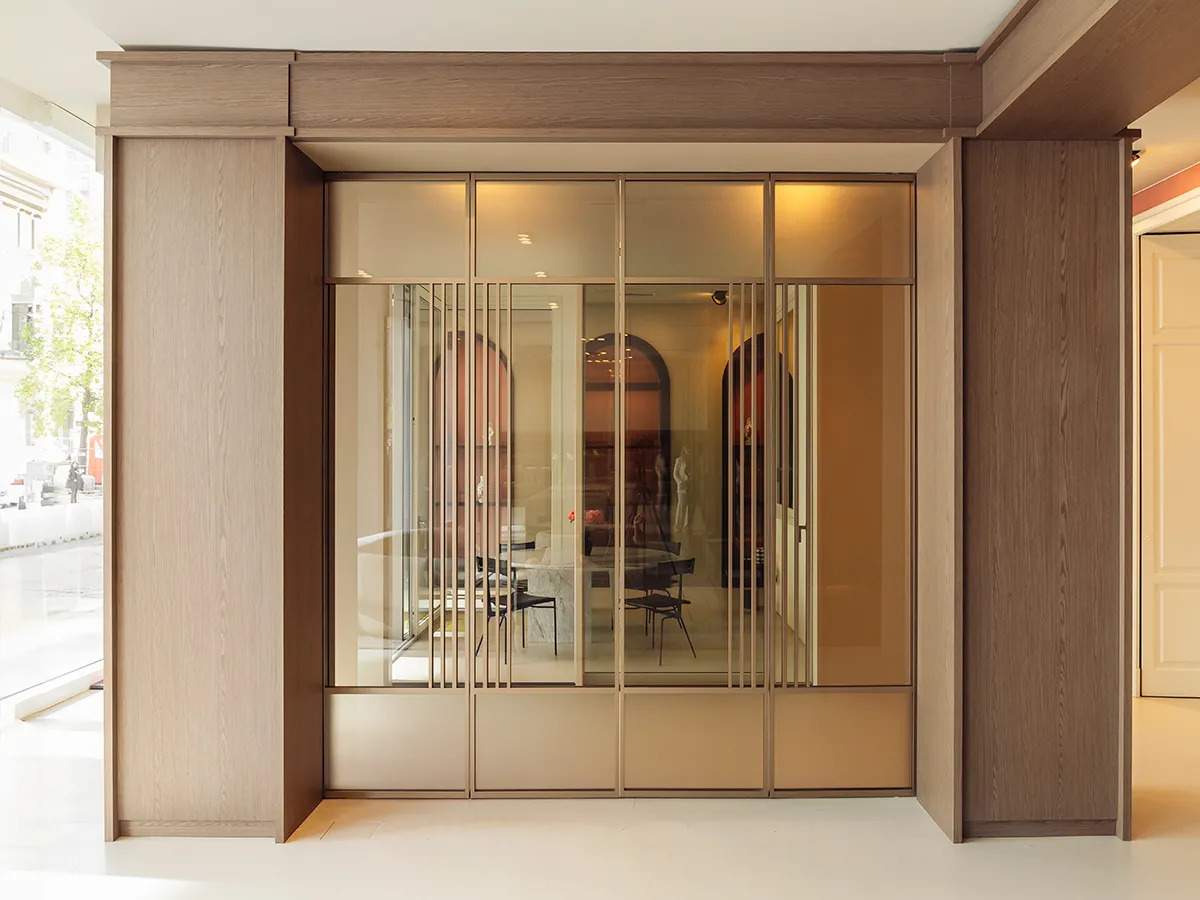 Barausse Frameless Folding Doors, view 4