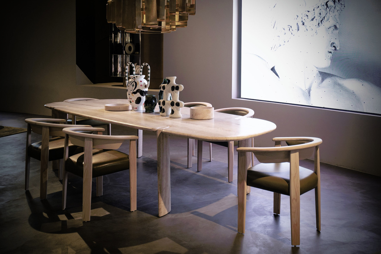 Afra Armchair by Baxter, view 5