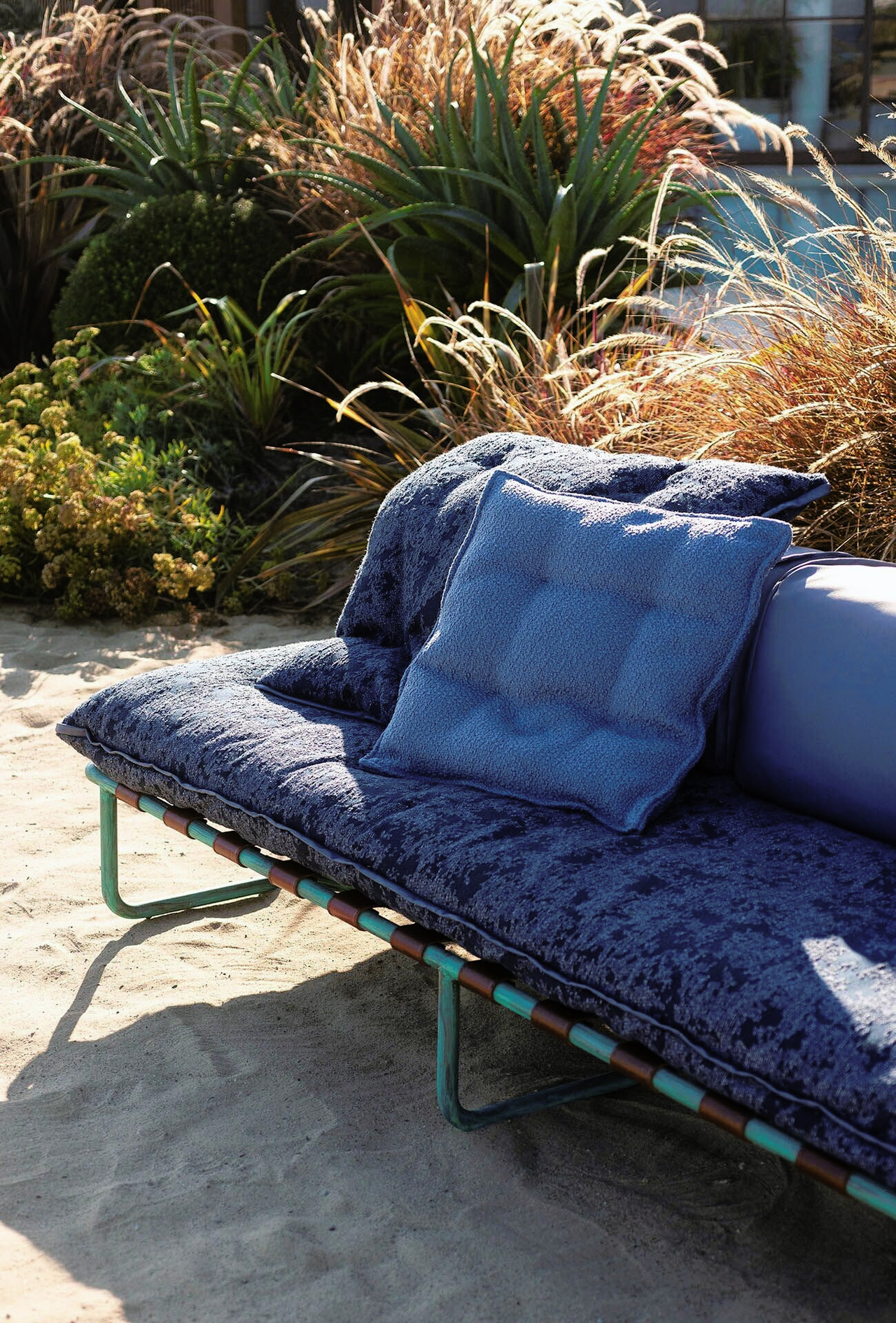Arizona Outdoor Sofa by Baxter, view 5