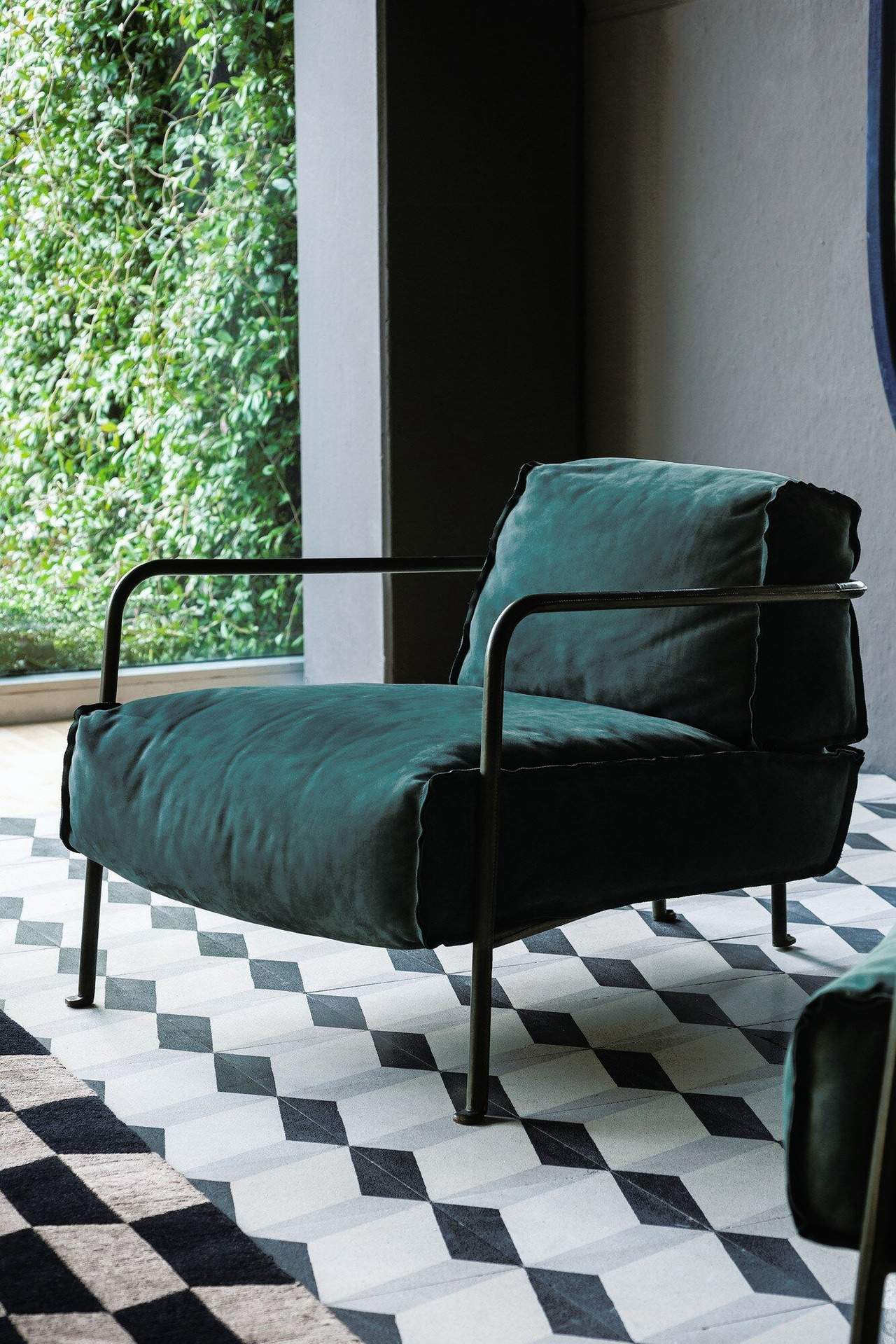 Bruxelles Leather Armchair, view 7
