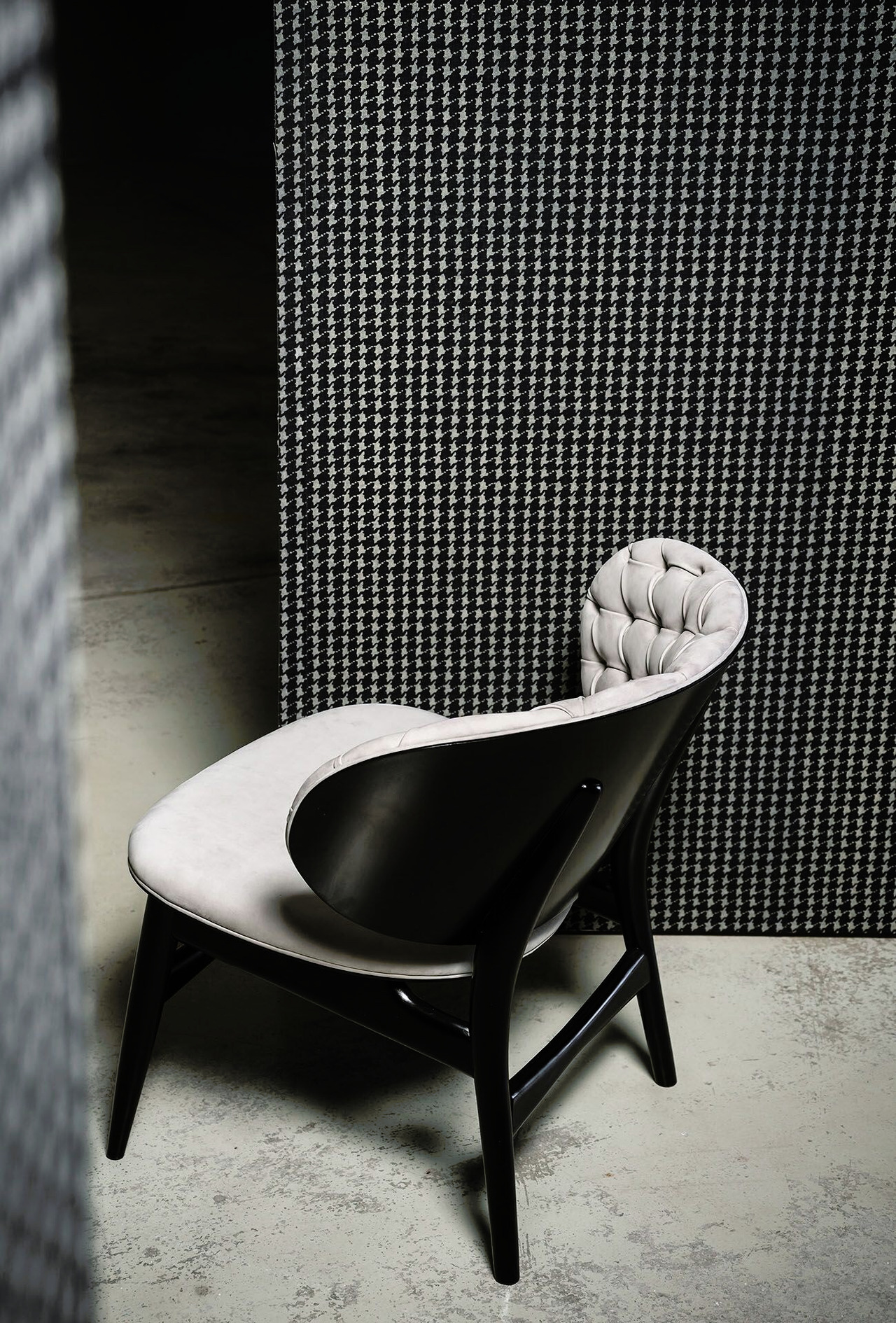 Dalma Leather Armchair, view 8