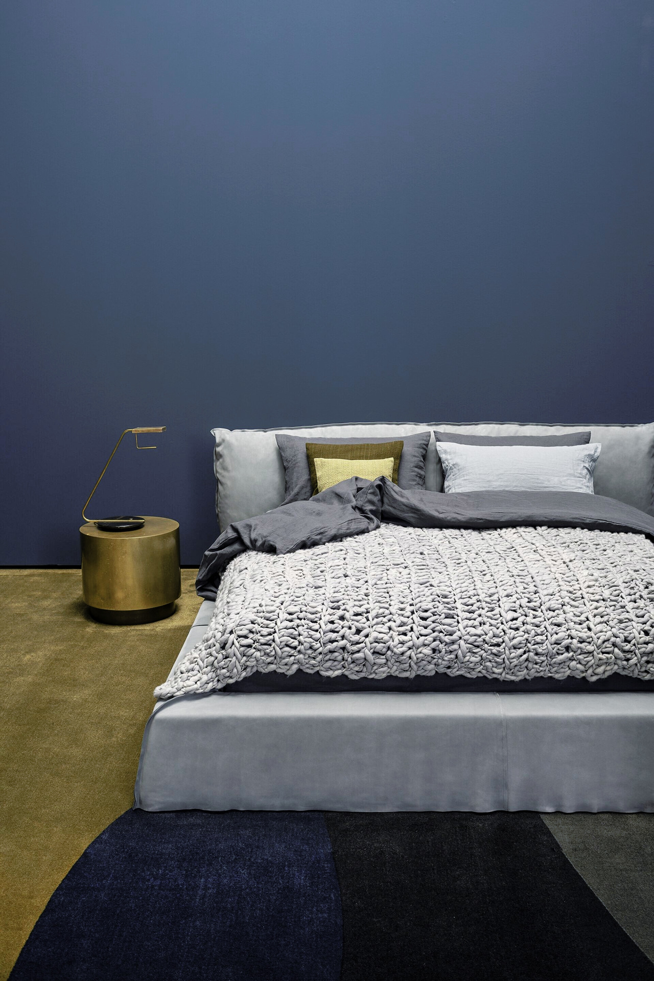 Paris Leather Bed by Baxter, view 3