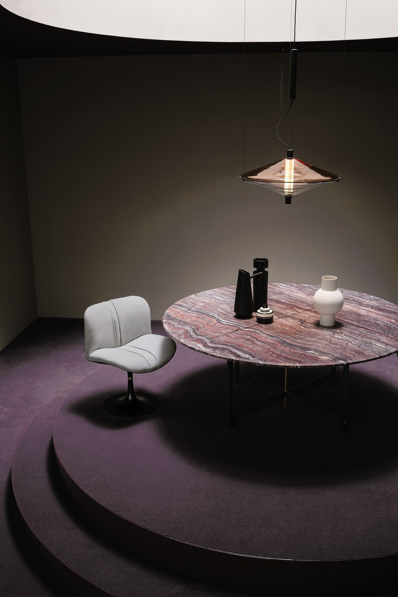 Place Table by Federico Peri, view 4