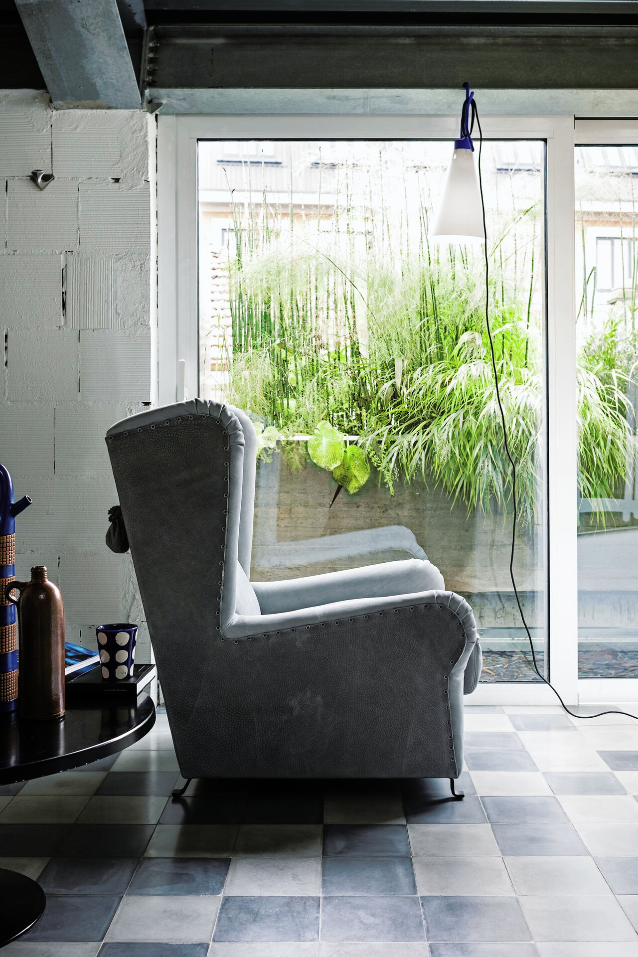 Pochette Leather Armchair by Paola Navone, view 4