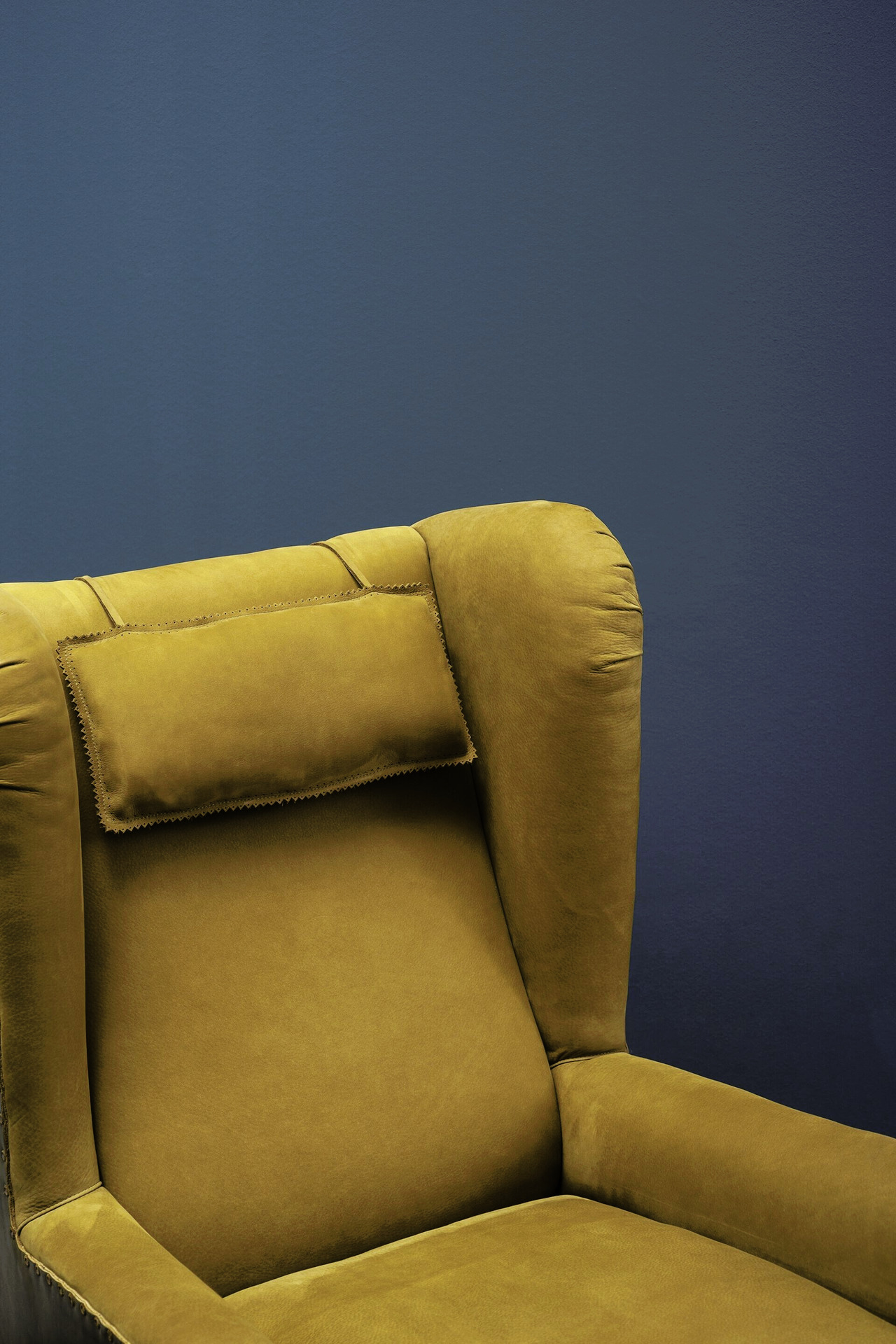 Pochette Leather Armchair by Paola Navone, view 8