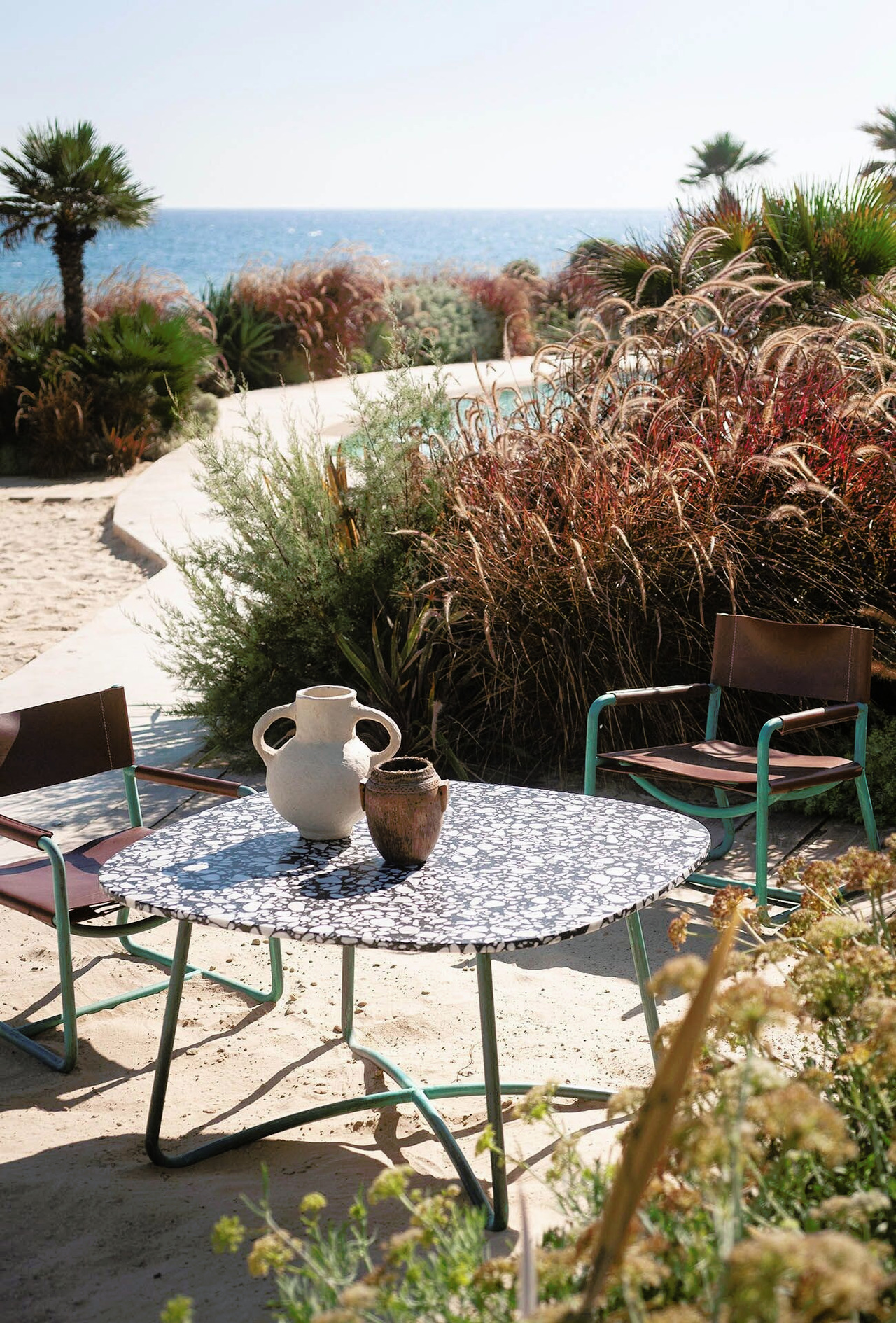 Rimini Table, view 2