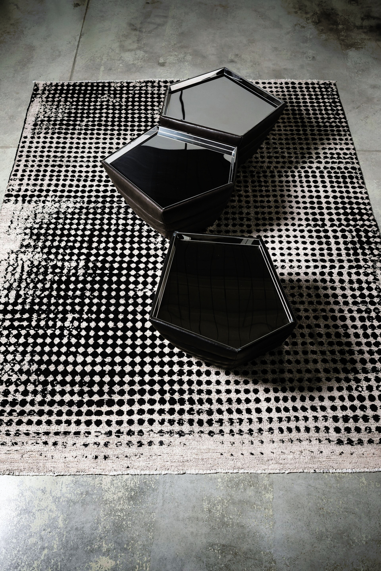 Scarlet Pois Handwoven Rug by Draga&Aurel, view 6