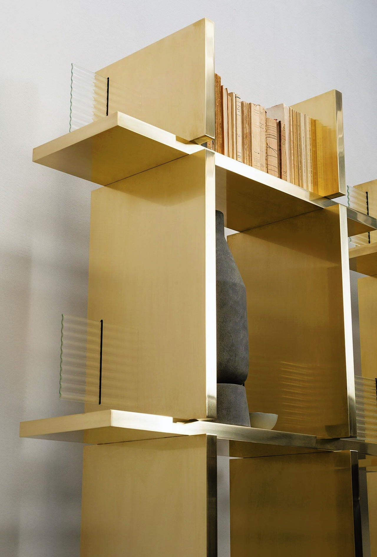 Viceversa Bookcase, view 5