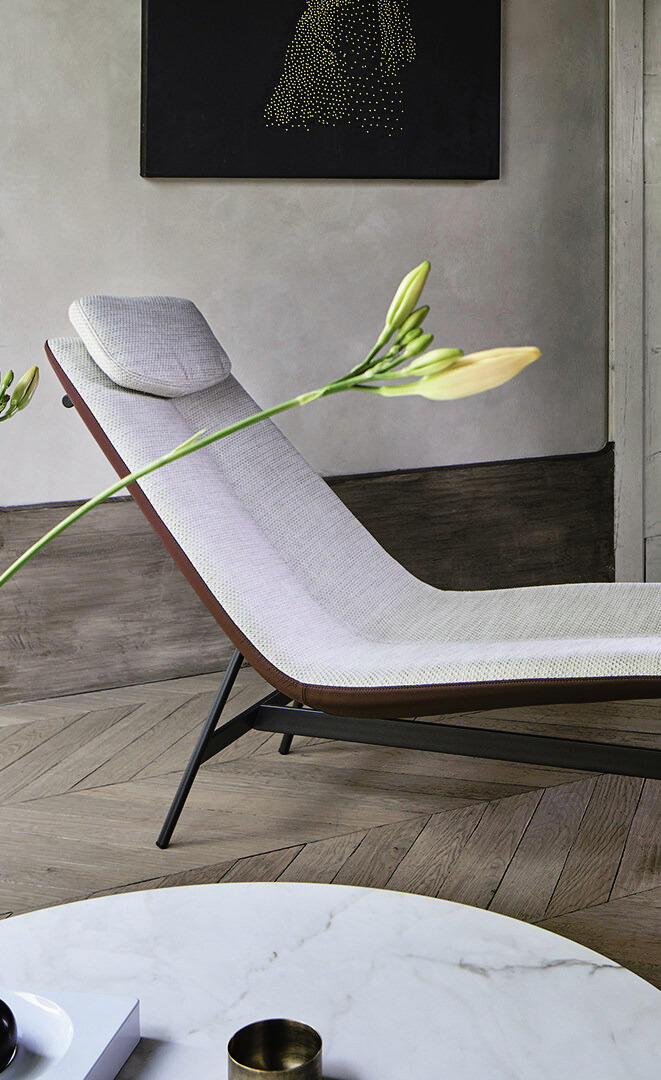 Alpilles Armchair, view 3