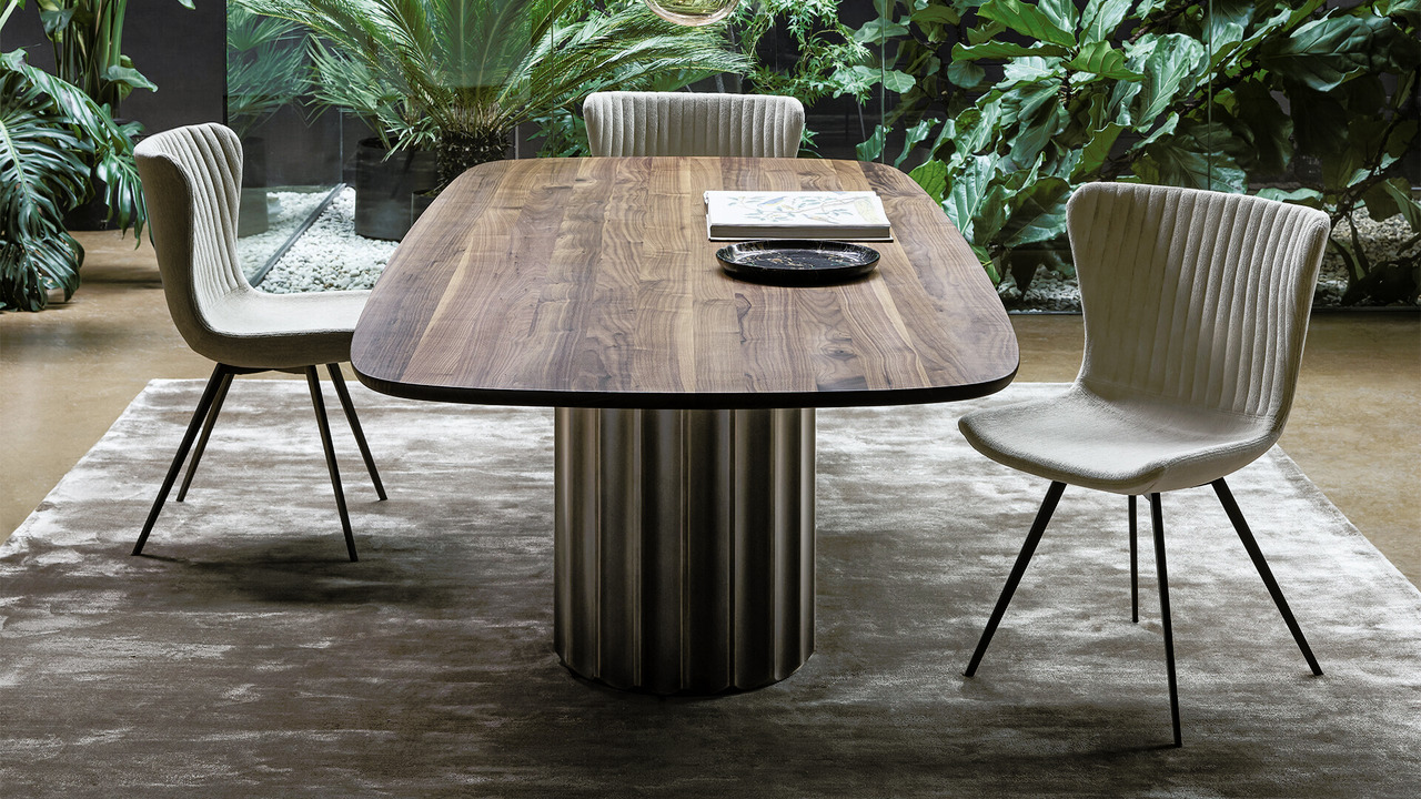 Dorian Table, view 3