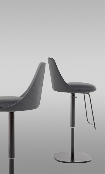 Itala Too Bar Stool, view 4