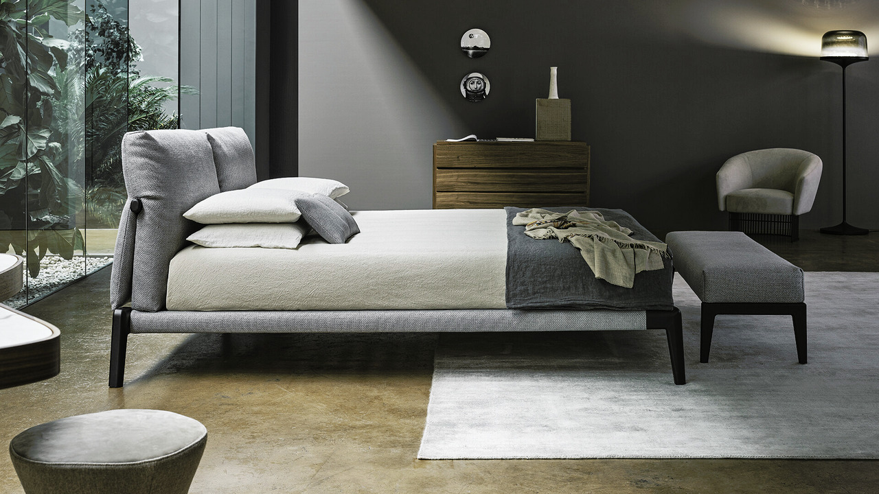 Kriss Bed, view 2